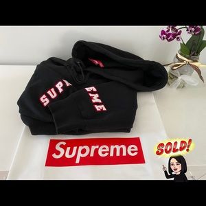 ***SOLD*** Authentic Supreme Cuff Logo